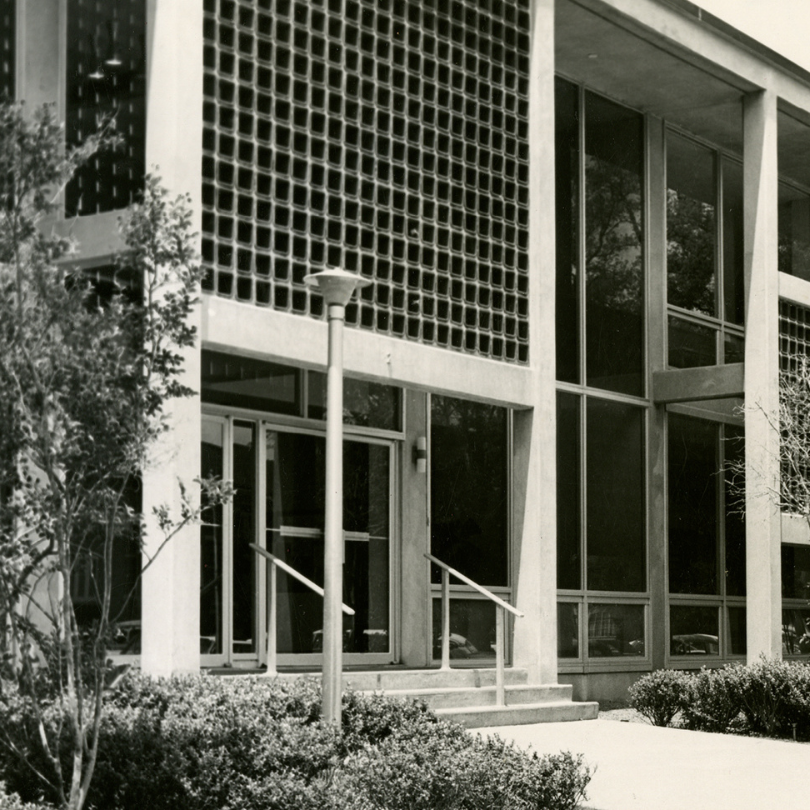 Front of the Newcomb Institute on Tulane University's Uptown Campus