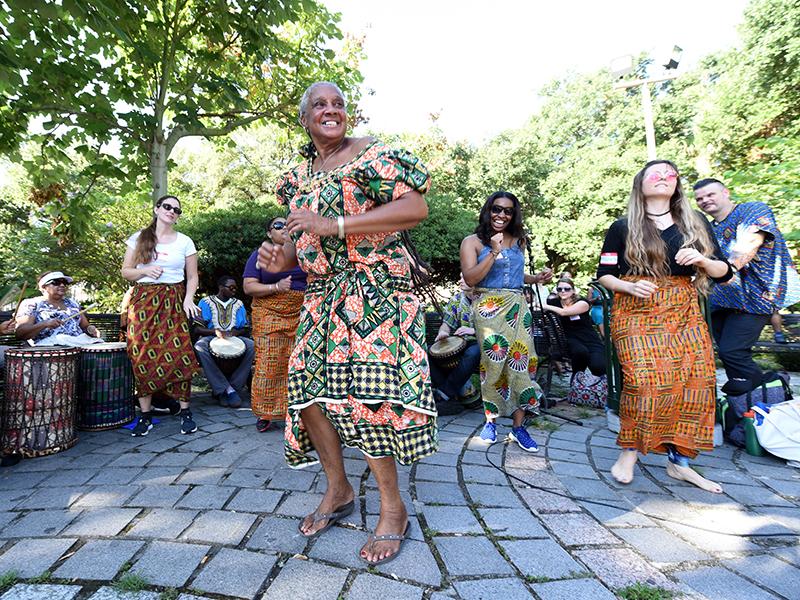 Tulane students and faculty celebrating and dancing